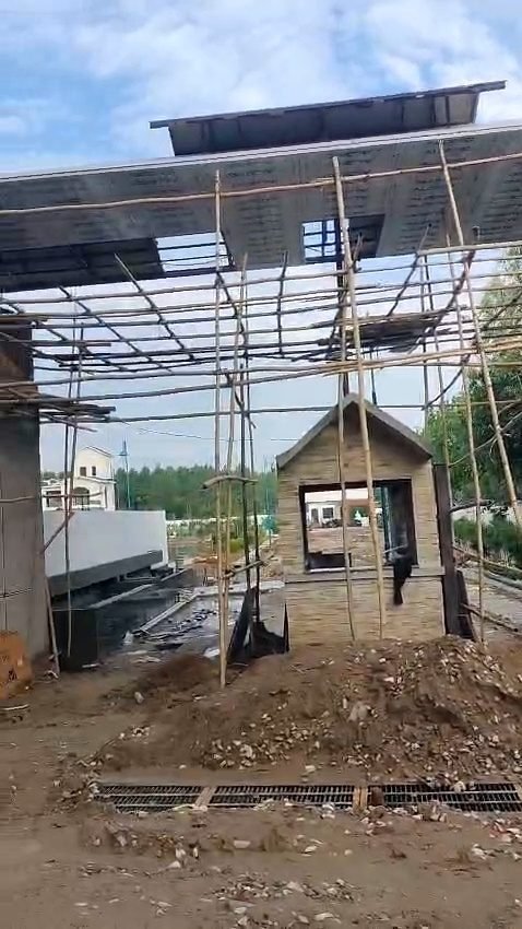 On-site progress photograph at Bagicha at Ganges